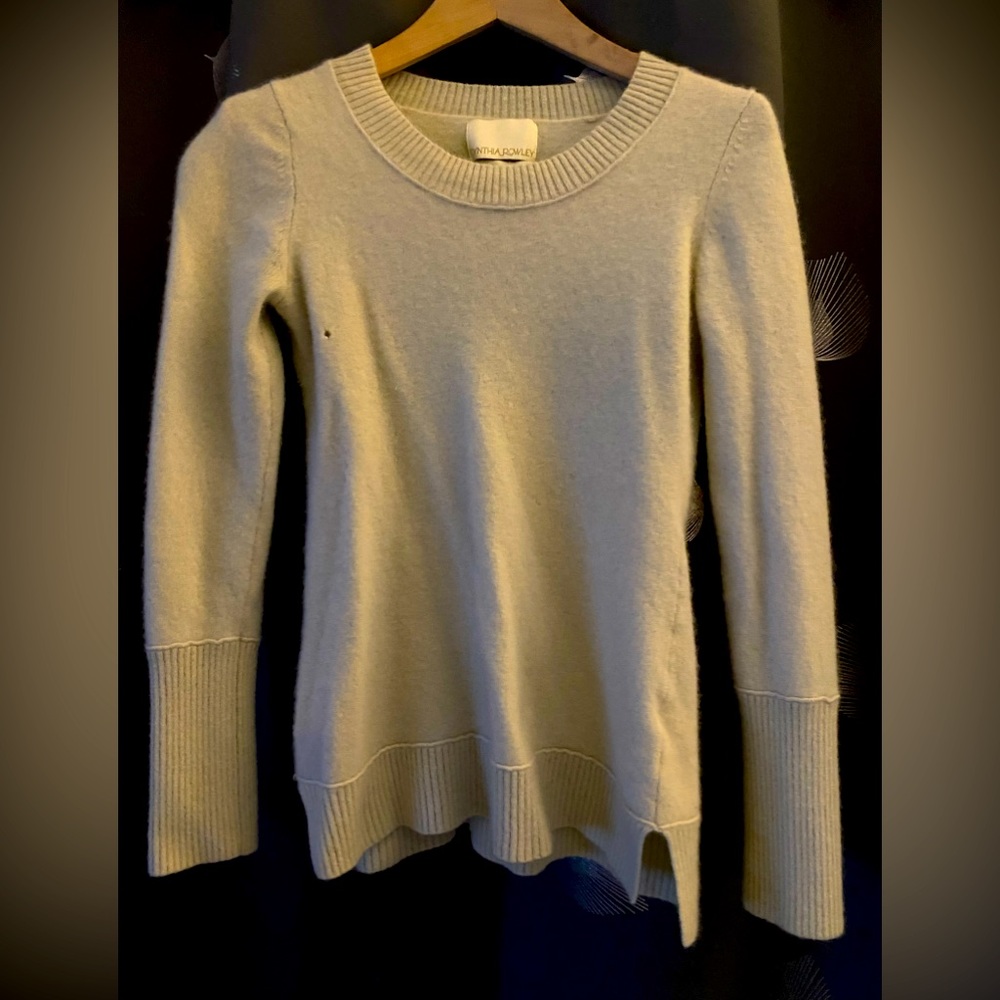 Cashmere sweater